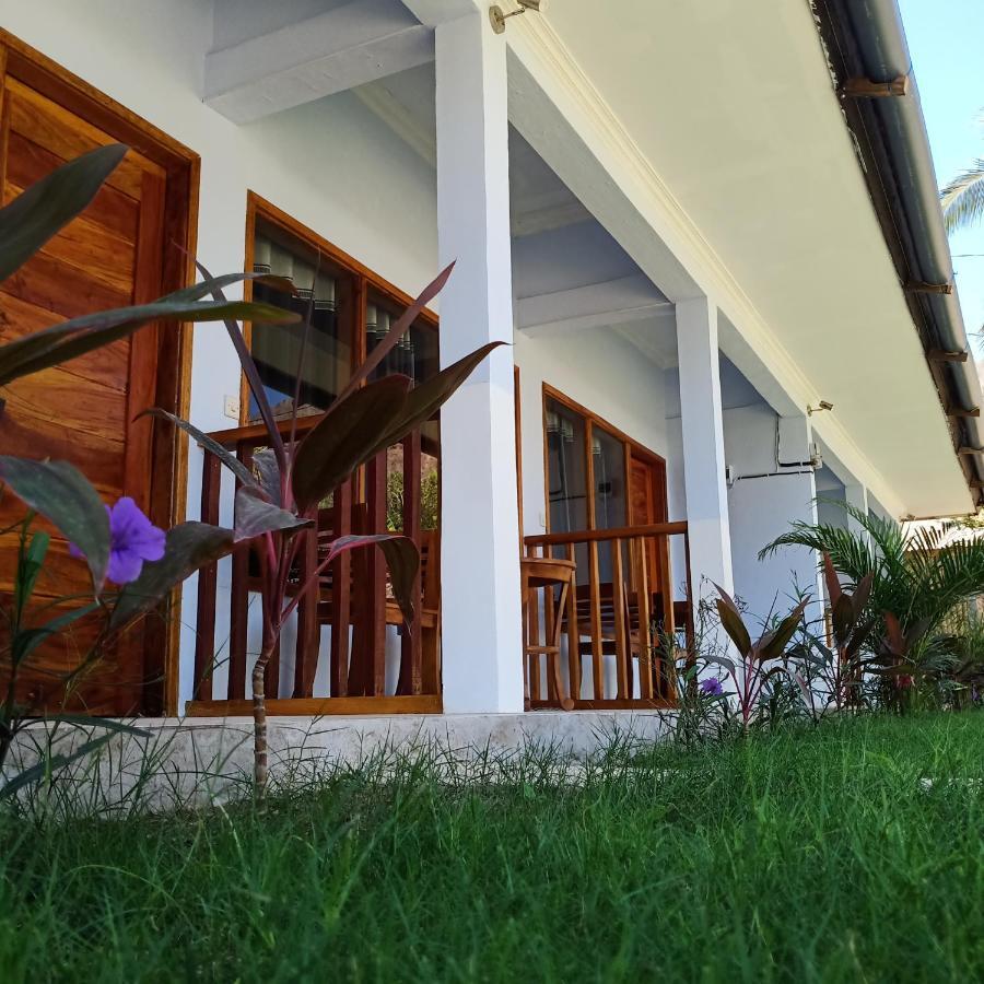Elisa Homestay Areguling Kuta  Exterior photo
