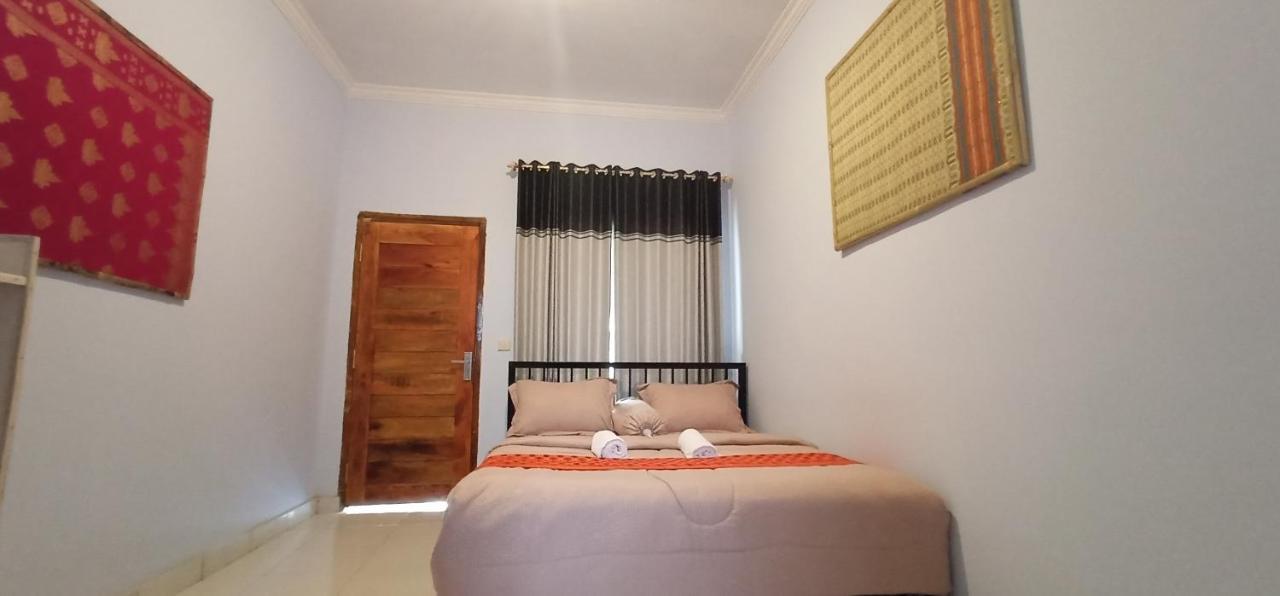 Elisa Homestay Areguling Kuta  Exterior photo